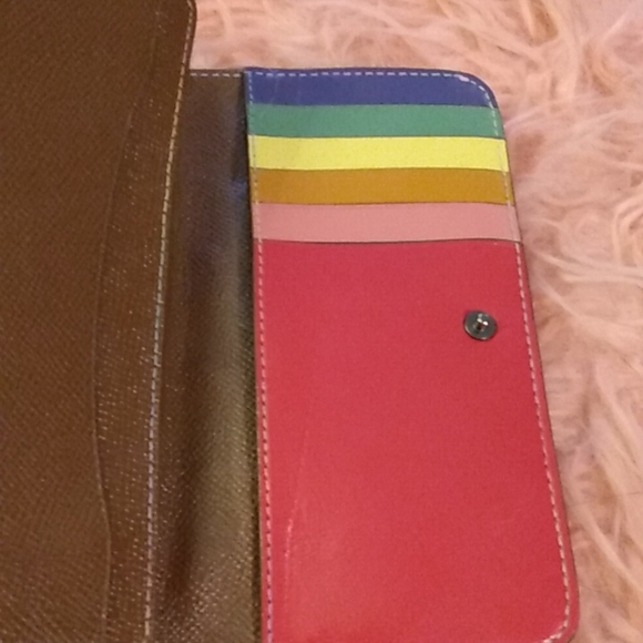 Coach - Picture 4 of 6